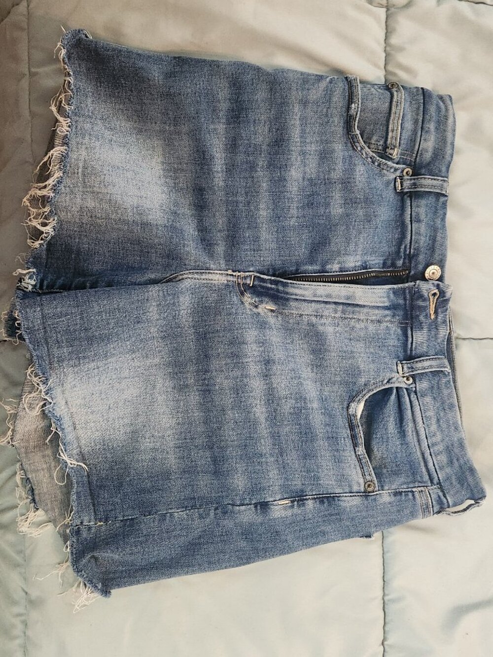American Eagle Next Level Stretch Curvy High Rise Shorts Size 12 Unfinished Hem